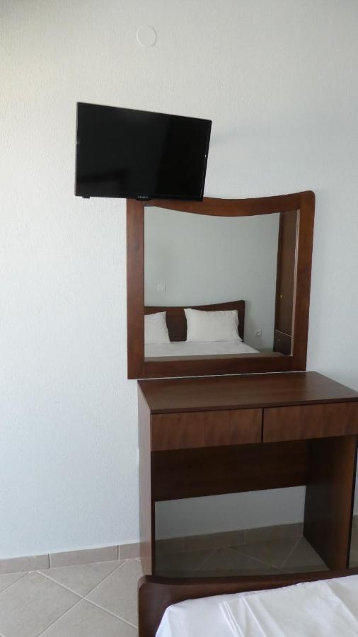 Greece Asprovalta Rooms Accomodation Apartment Hotel Petalo Eksteriør billede